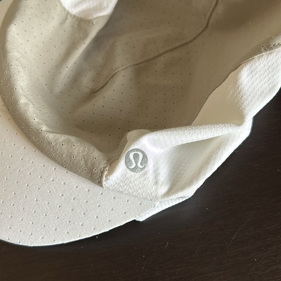LULULEMON Perforated Run and Train Hat White NEW main image 6